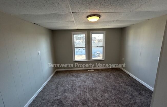 3 beds, 1.5 baths, $1,950