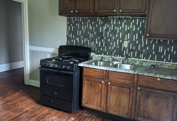 2725 W Mckinley Blvd.