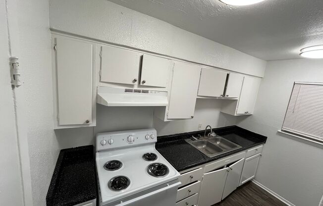 1 bed, 1 bath, 619 sqft, $1,150, Unit 2089