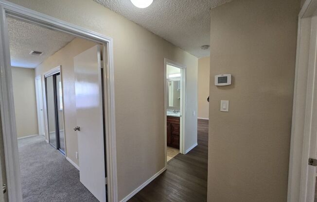 3 beds, 2 baths, $1,495, Unit # 2702