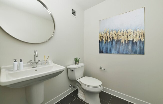 2 beds, 1.5 baths, 997 sqft, $3,950, Unit 719