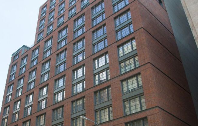 70 CHARLTON ST