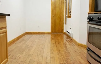 404 E 73 ST
