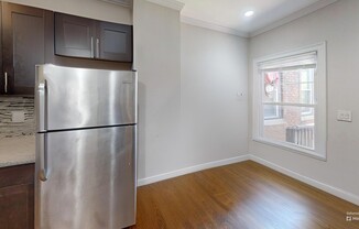 3 beds, 2 baths, 1,000 sqft, $3,375, Unit 3