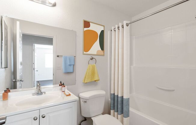 3 beds, 2.5 baths, 1,262 sqft, $1,749, Unit 111