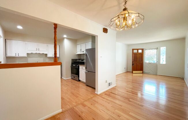 4br/2ba in Falls Church