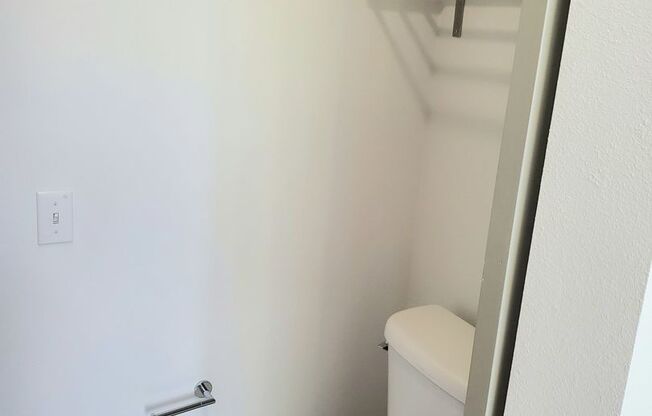 Studio, 1 bath, 167 sqft, $1,049, Unit D310