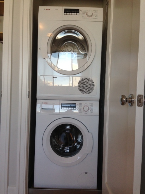 Studio, 1 bath, $2,095, Unit 1003