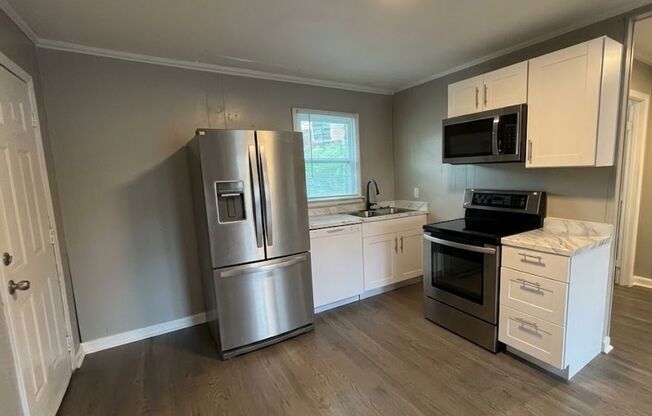 COMING SOON! SPACIOUS 2/1 HOUSE!