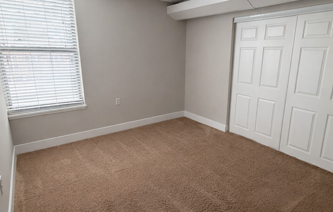 2 beds, 1 bath, 760 sqft, $1,575, Unit 1-0409