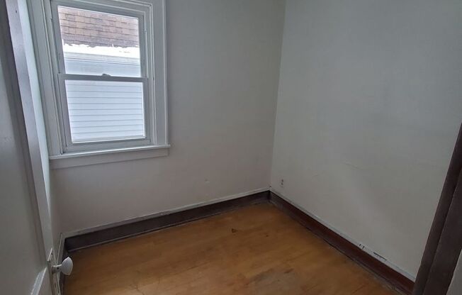 5 Bedroom Single Family