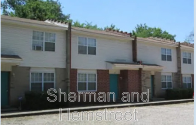 2738 BLOUNT AVE