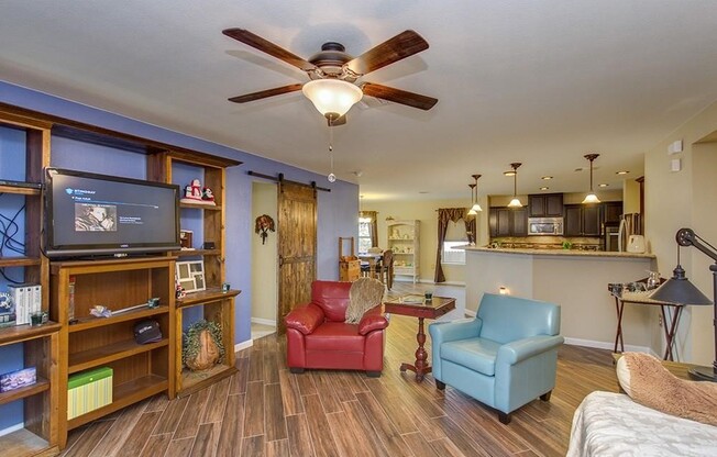6809 TREVONE PATH