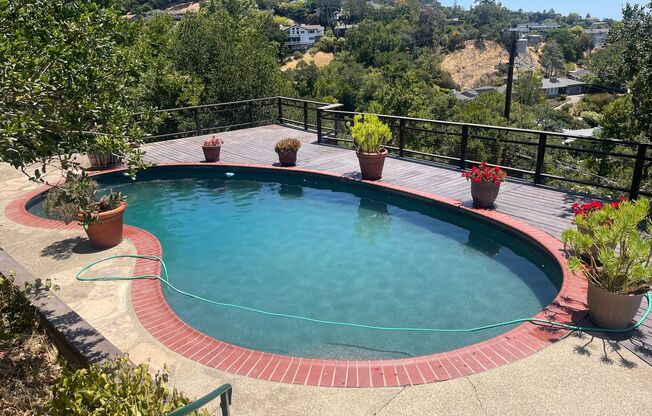 4BD/3.5BA HOME - GREENBRAE HILLS - STUNNING PANORAMIC VIEWS, HEATED POOL & SPA!