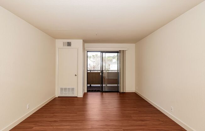 Beautiful, Quiet Community - Just Minutes from Downtown Walnut Creek