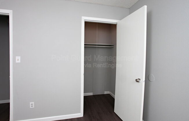 1 bed, 1 bath, $595, Unit 202