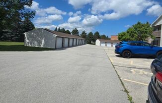 2 beds, 1 bath, 850 sqft, $1,259, Unit PL   7612