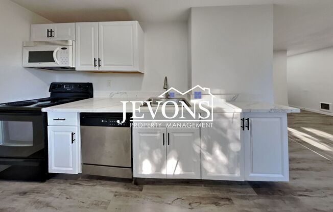 2709 S 256th Pl Kent, WA 98032