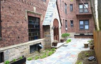 1 Hillside Avenue