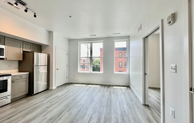 2 beds, 1 bath, 805 sqft, $1,776, Unit 208