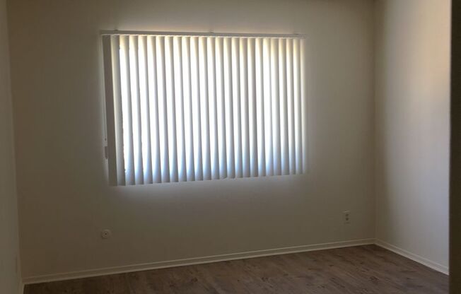 518 E. CYPRESS