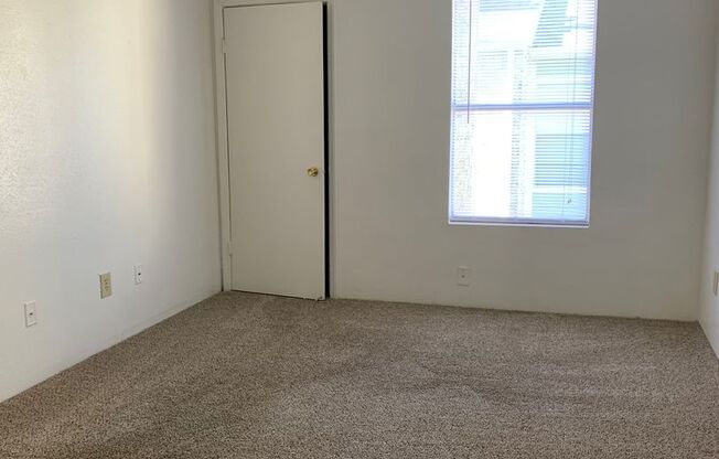 2 beds, 2 baths, 1,003 sqft, $1,050, Unit 1804