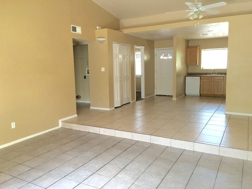 2 bed 2 bath Town-homes in Central Phoenix!! Gated Community