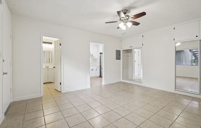 Studio, 1 bath, 377 sqft, $1,495, Unit #115