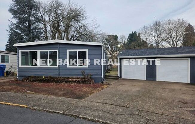 3Bd/2Ba Manufactured Home - For viewing!