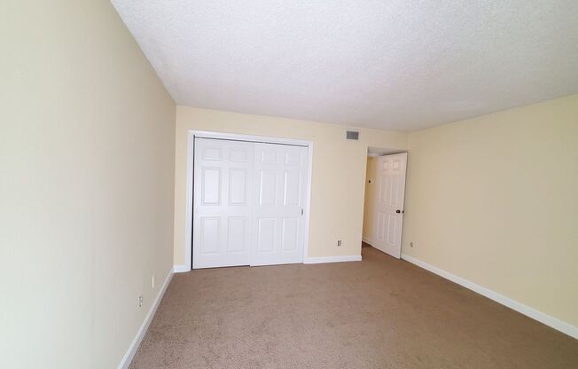 2 beds, 2 baths, $1,600