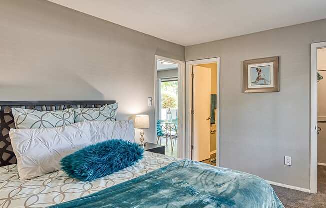 Blue Bedroom_Compass_At_City_Center_Apartments