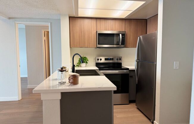 2 beds, 2 baths, 973 sqft, $3,035, Unit 363