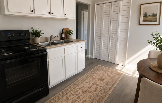 912 - 920 11th Avenue N