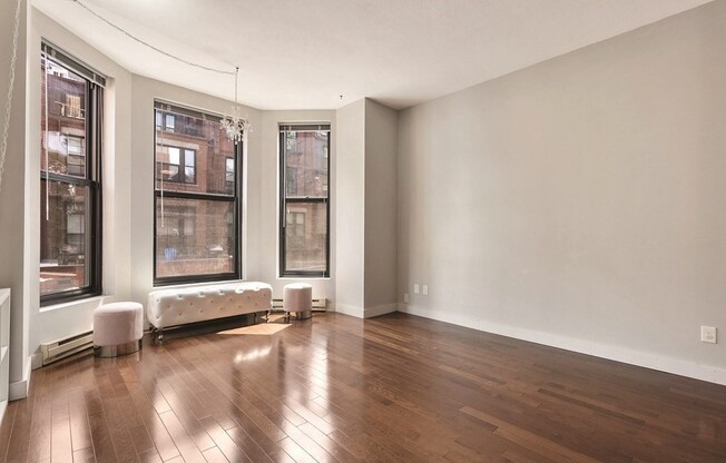 160 Commonwealth Ave