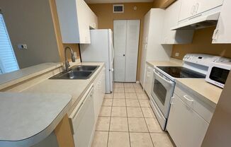 1 bed, 1 bath, $1,600