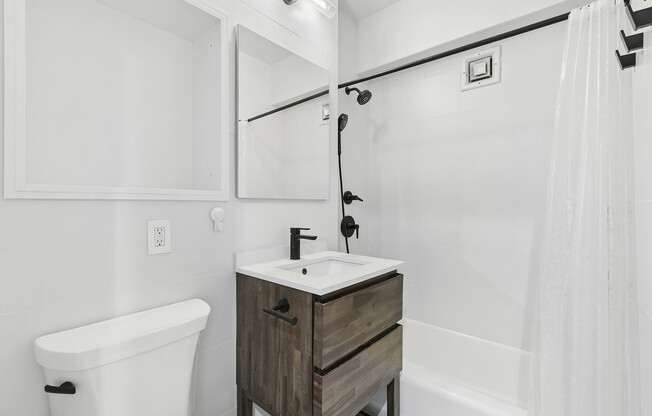 77 E 12 ST