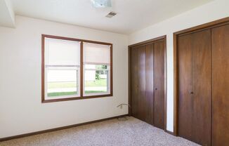 2 beds, 1 bath, $825