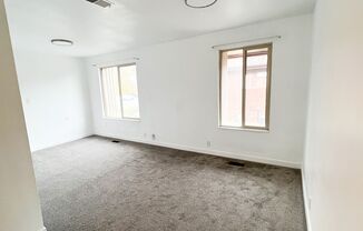 2 beds, 1.5 baths, 850 sqft, $1,100, Unit 2