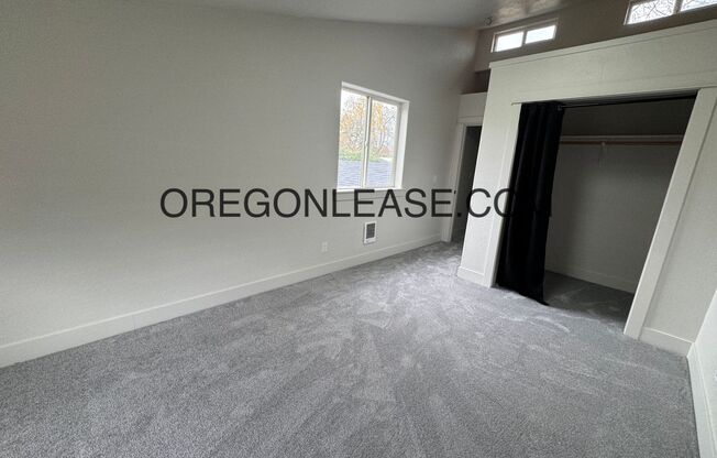 2 beds, 1 bath, 1,053 sqft, $2,195, Unit 2550 1/2 Edision