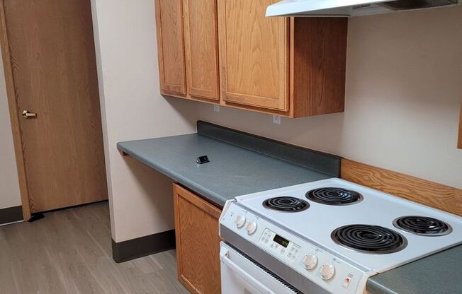 1 bed, 1 bath, 689 sqft, $1,500, Unit 9