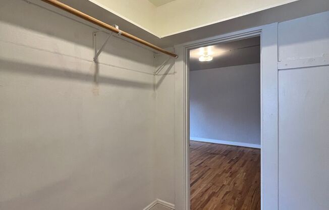 1 bed, 1 bath, $1,595, Unit 35