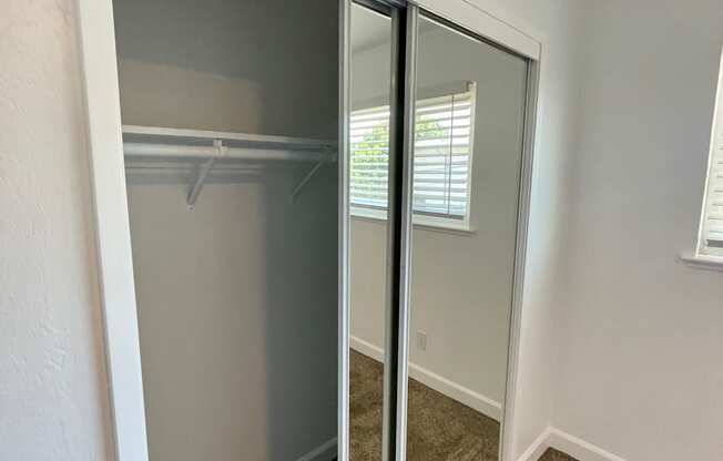 WELCOME TO THE MERITAGE APARTMENTS