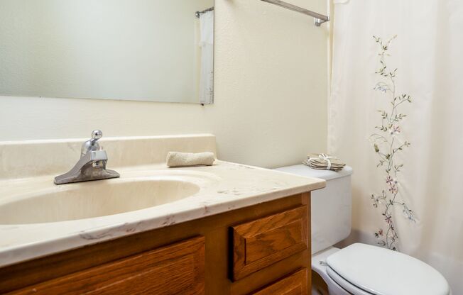 1 bed, 1 bath, 708 sqft, $1,130, Unit 811-103