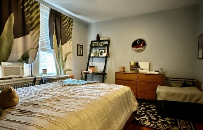 114 Strathmore Rd