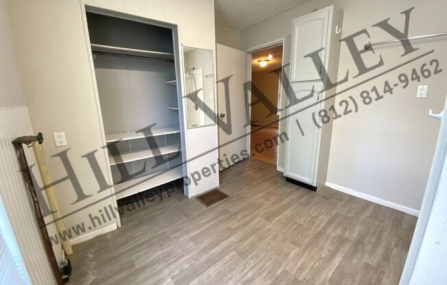 2 beds, 1 bath, $895