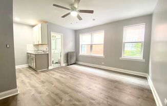 Studio, 1 bath, 375 sqft, $1,300, Unit 4241-303