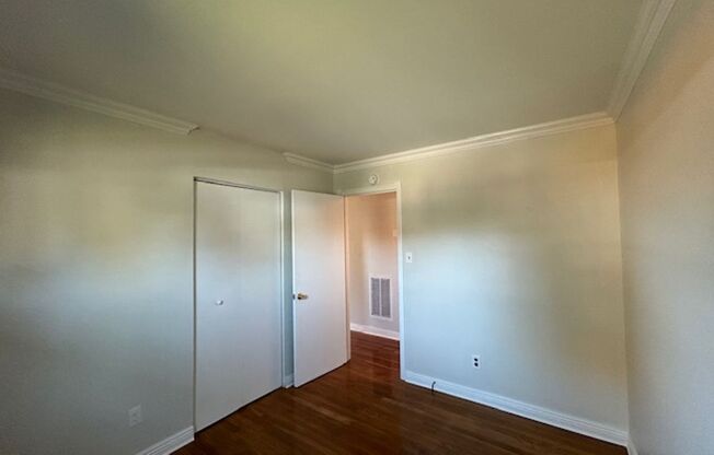 3 beds, 1 bath, $1,995