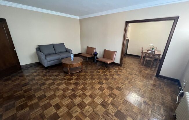 1 bed, 1 bath, 650 sqft, $995, Unit Unit 108 A900