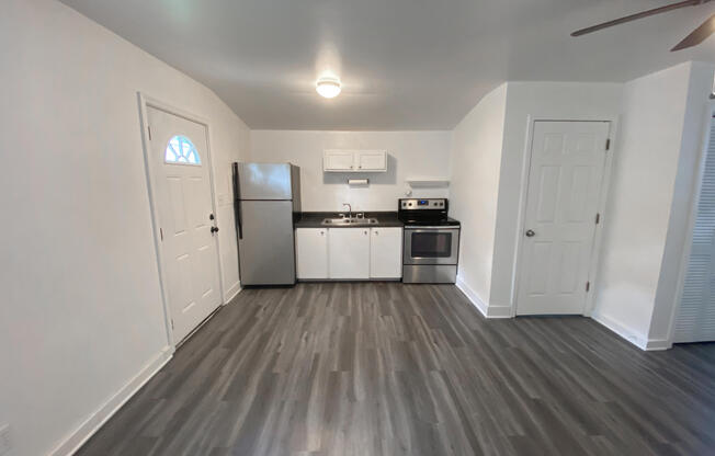 4803 Lexington Ave