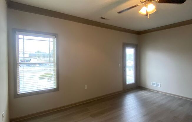 2 beds, 2 baths, 929 sqft, $1,025, Unit 1720-B05